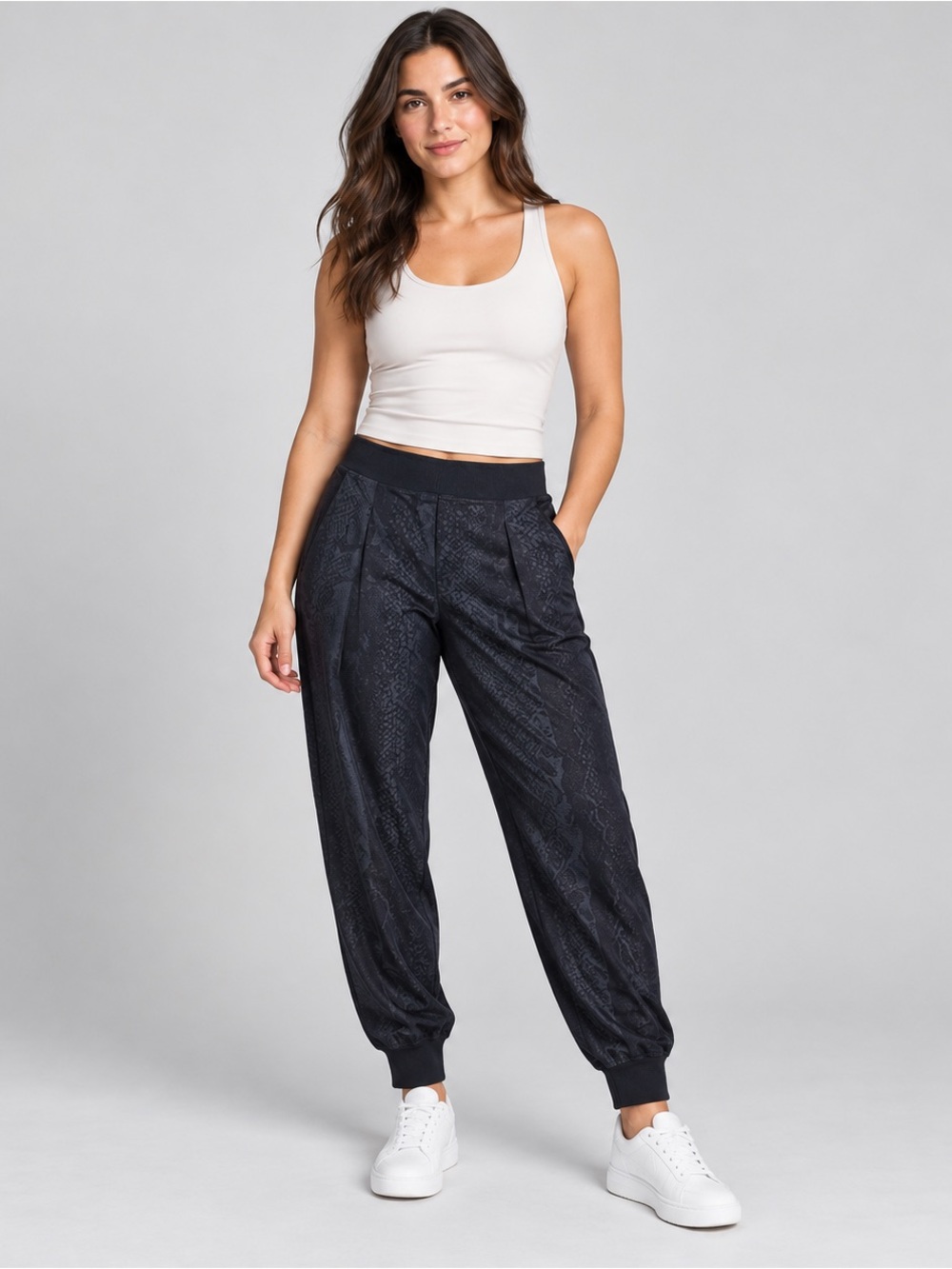 Lululemon Yoga Party Pant Desert Snake Embossed Black Size 8
